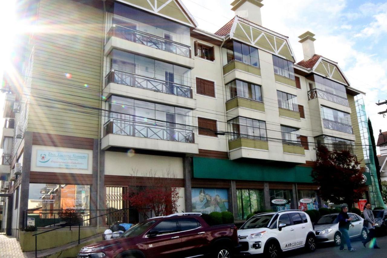 Апартаменты Charmoso Apartamento No Centro De Грамаду Экстерьер фото
