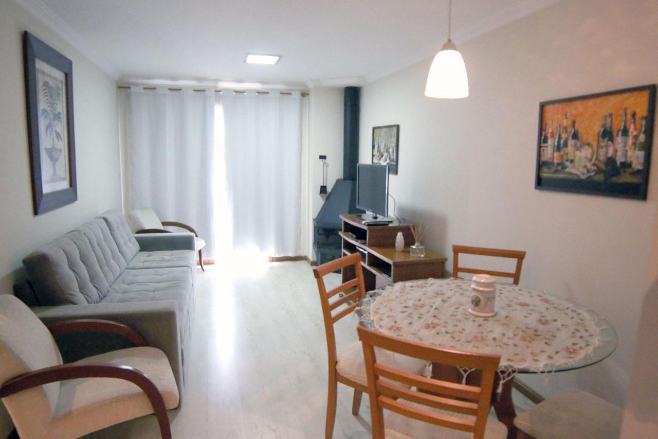 Апартаменты Charmoso Apartamento No Centro De Грамаду Экстерьер фото